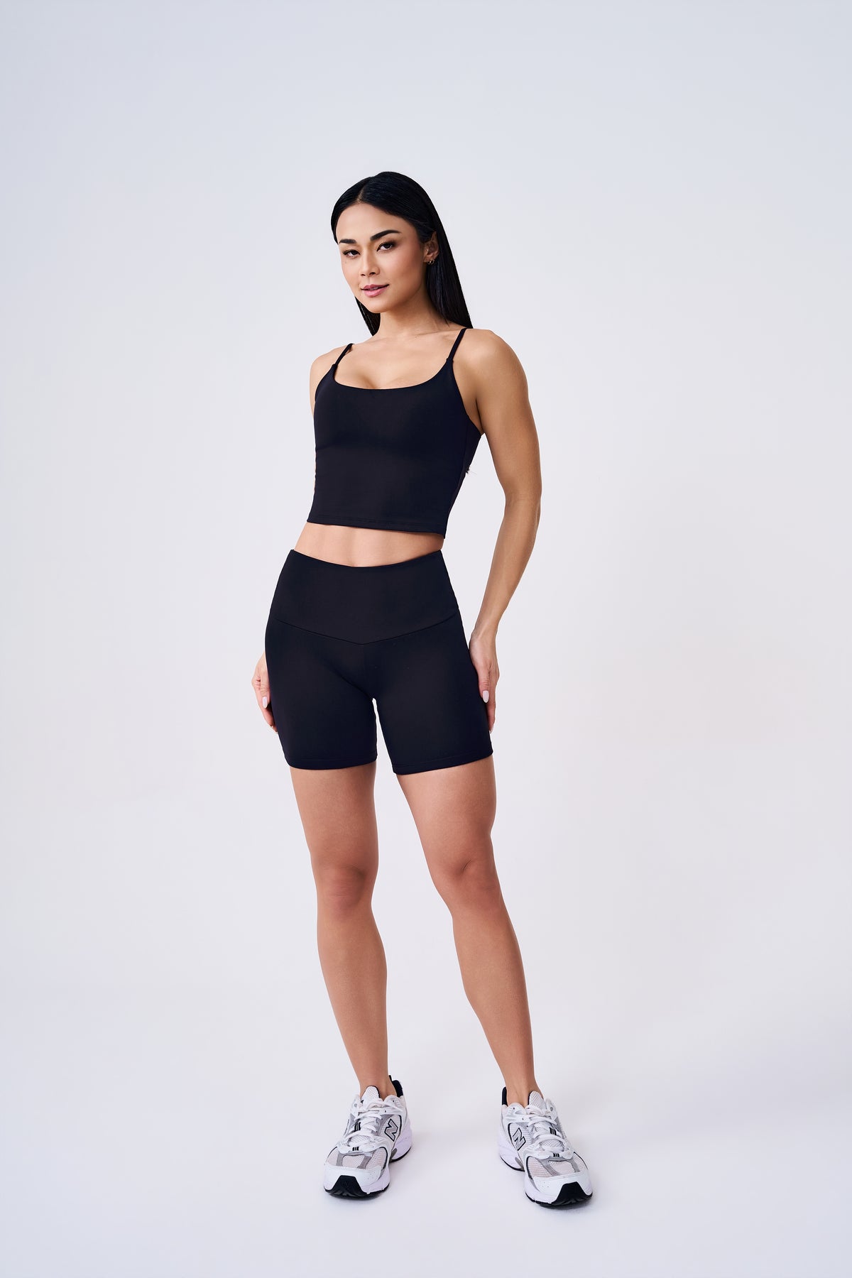 CROPPED VANESSA