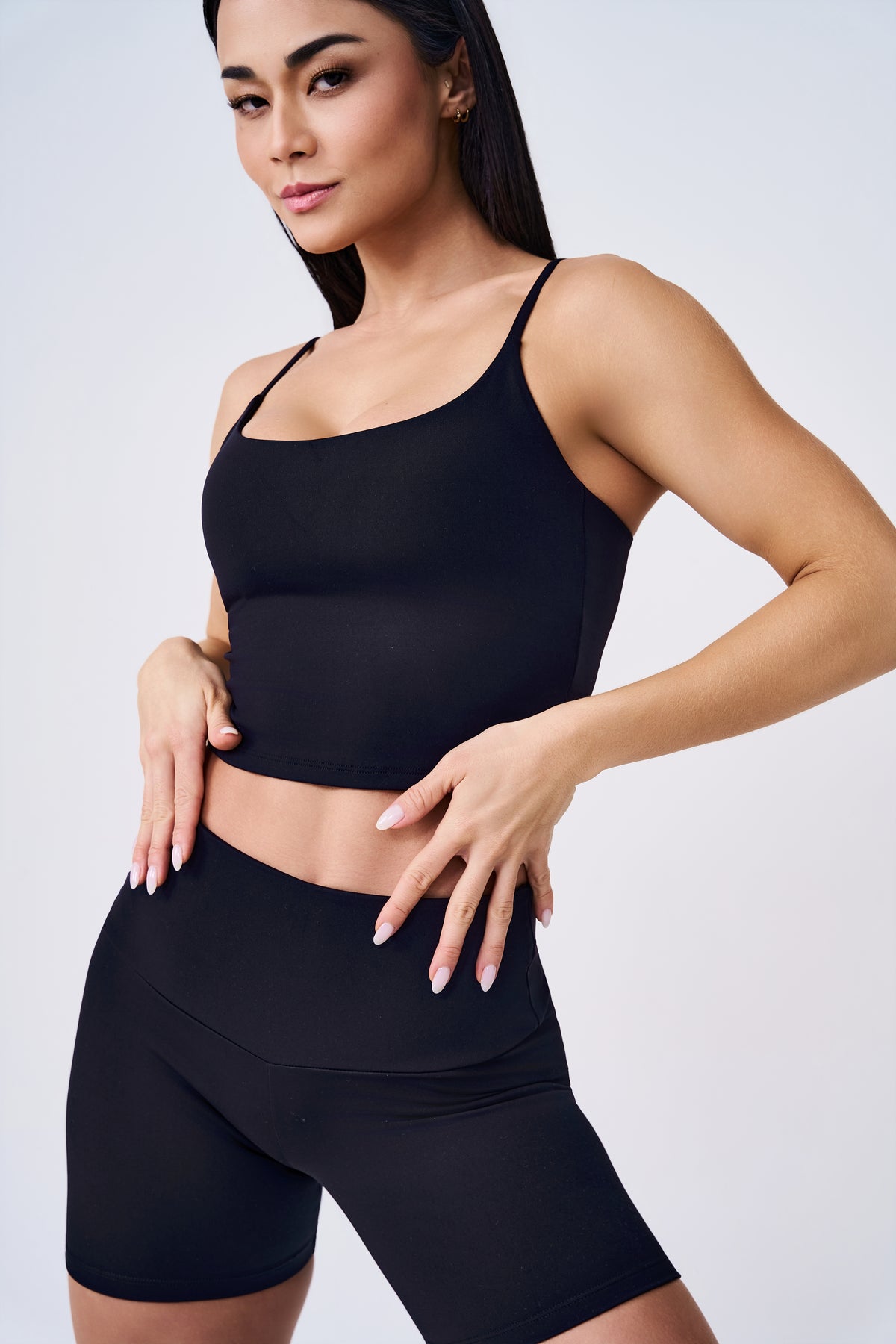 CROPPED VANESSA